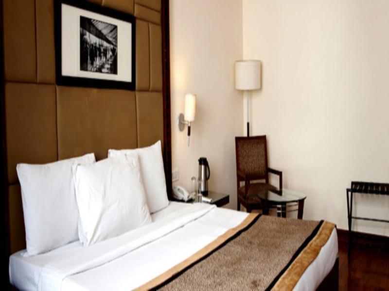 The Bmk Hotel New Delhi Exterior photo